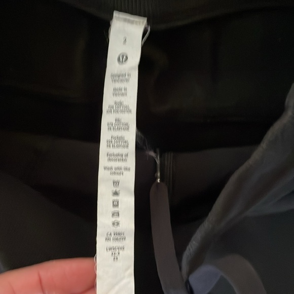 Lululemon scuba sweat pants size 2 color black - Picture 2 of 3